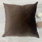 Декоративна подушка (шоколад). Подробная информация, цены, характеристики, описание.